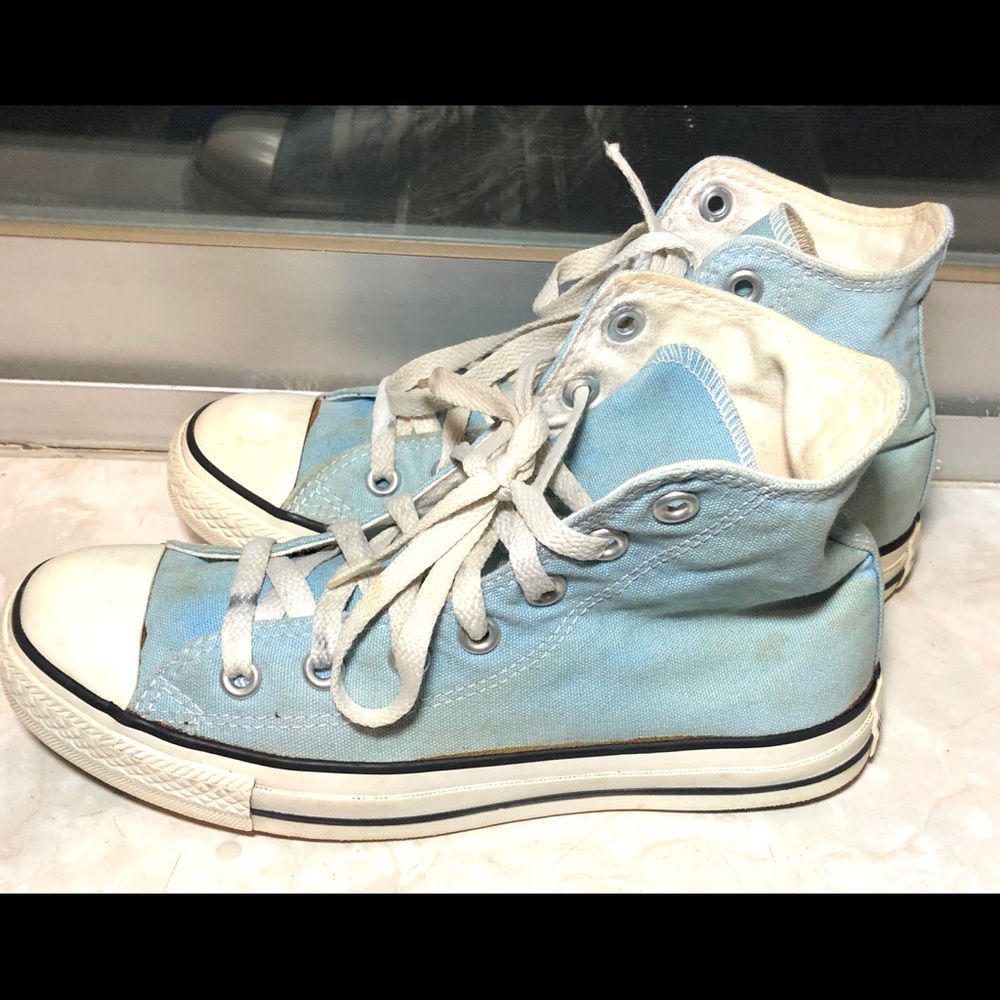 Women’s Converse size 7.5